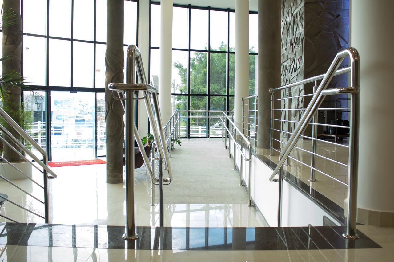 Minas Platinum Hotel & Convention Консельейру-Лафаети Экстерьер фото